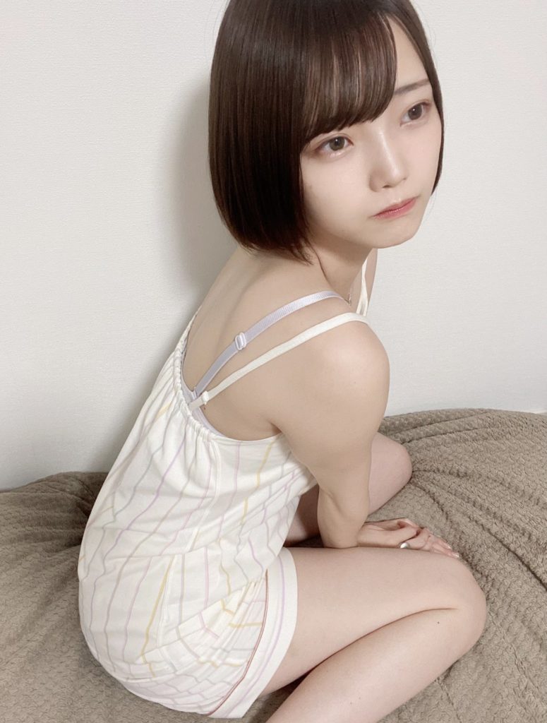新谷姫加 水着