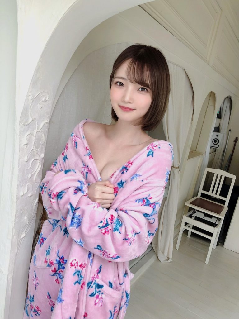 新谷姫加 水着