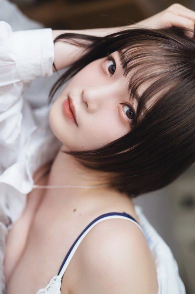 新谷姫加 水着