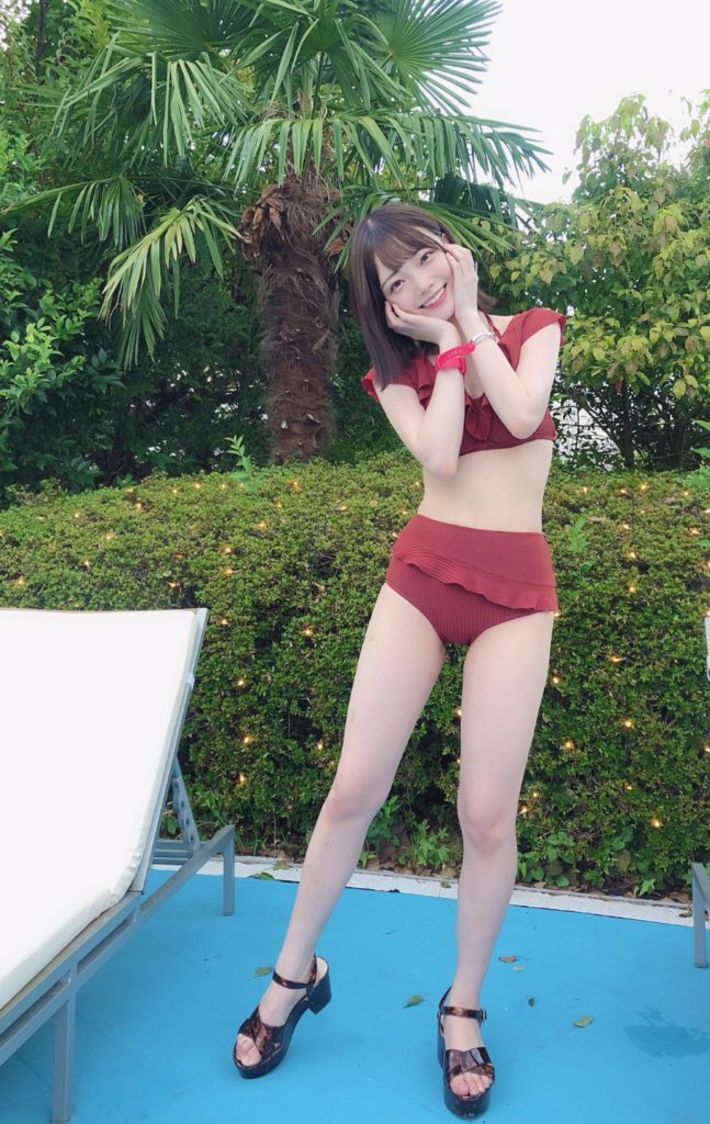 新谷姫加 水着