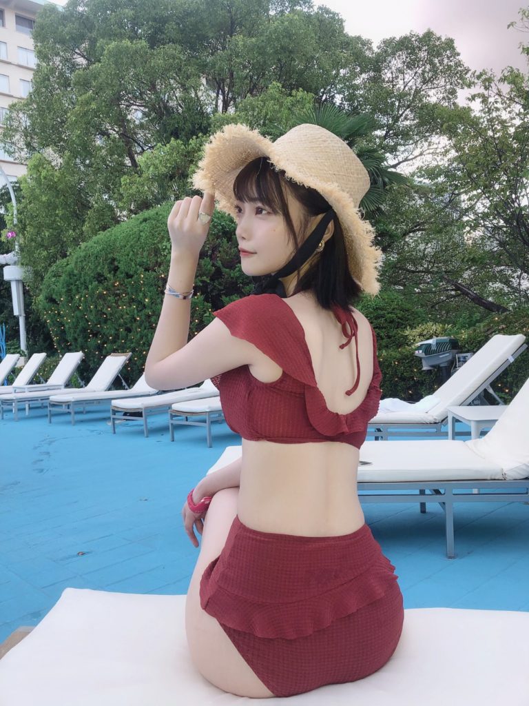 新谷姫加 水着