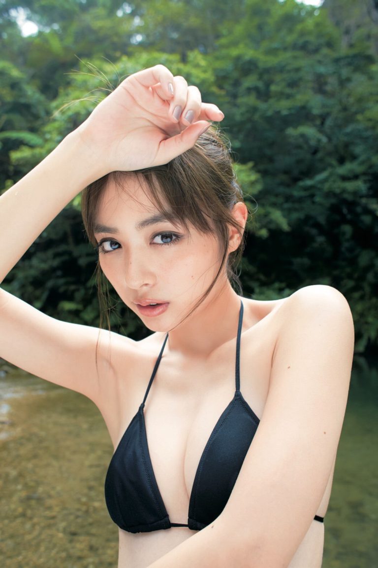 内田理央の水着画像160枚【艶やかな美脚！大胆なノーブラ画像も】 水着画像のまとめサイト「mizugazo（ミズガゾ）」