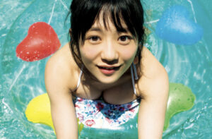 伊藤萌々香の水着画像83枚【ビキニ姿が可愛すぎてやばいです！】