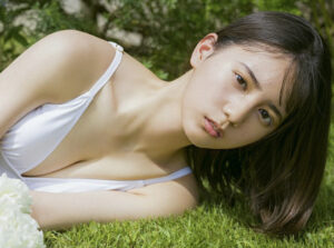 小坂菜緒の水着画像169枚【ビキニ姿が可愛すぎてやばいです！】