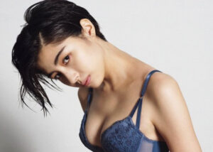 佐久間由衣の水着画像51枚【ビキニ姿が可愛すぎてやばいです！】