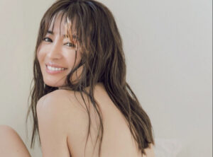 新山千春の水着画像109枚【ビキニ姿が可愛すぎてやばいです！】