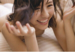 渡辺麻友の水着画像154枚【ビキニ姿が可愛すぎてやばいです！】