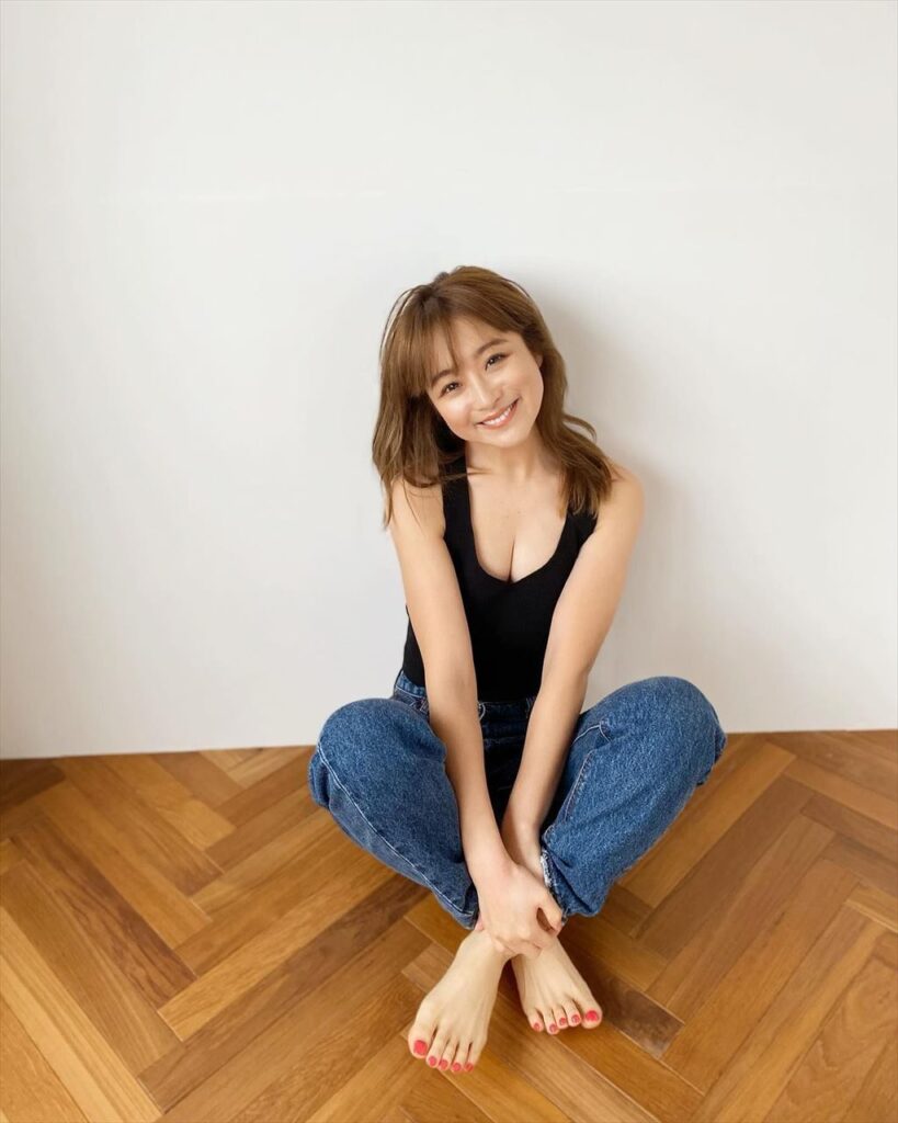 鈴木奈々 水着