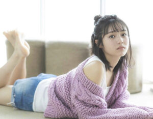 秋田汐梨のグラビア画像25枚【可愛すぎてやばいです！】