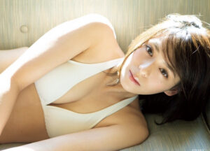 大沢ひかるの水着画像25枚【ビキニ姿が可愛すぎてやばいです！】