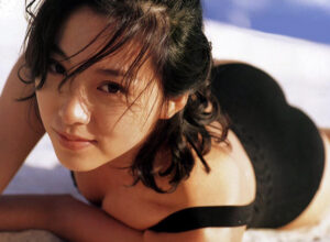 本上まなみの水着画像54枚【ビキニ姿が可愛すぎてやばいです！】