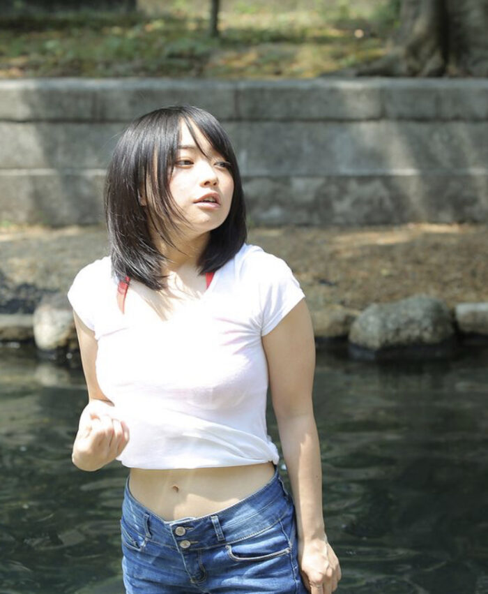上田操 水着