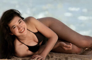 和久井映見の水着画像53枚【ビキニ姿が可愛すぎてやばいです！】