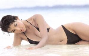 鈴木保奈美の水着画像45枚【ビキニ姿が可愛すぎてやばいです！】