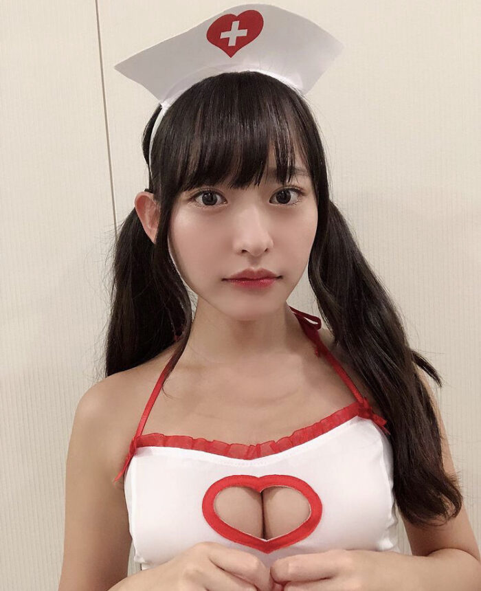 高崎かなみ 水着