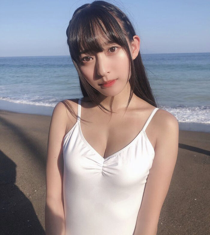 高崎かなみ 水着