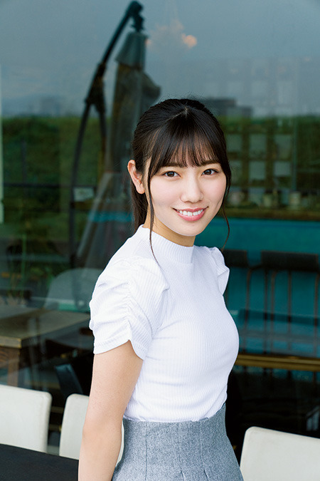 河田陽菜 グラビア