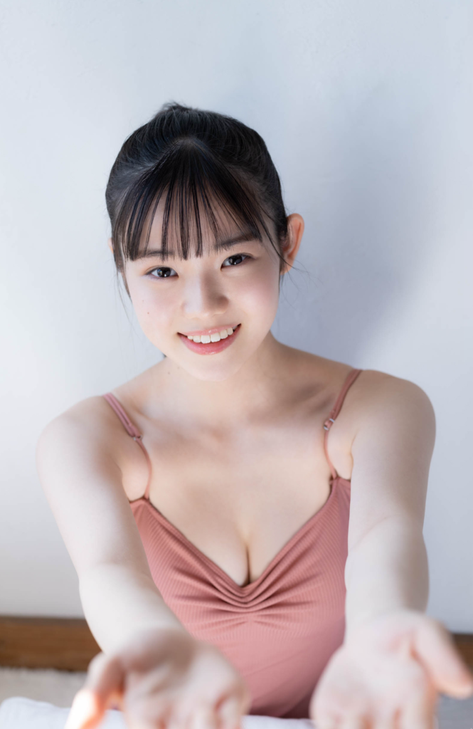 志田こはく 水着