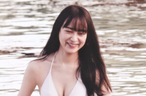 鈴木絢音の水着画像79枚【ビキニ姿が可愛すぎてやばいです！】