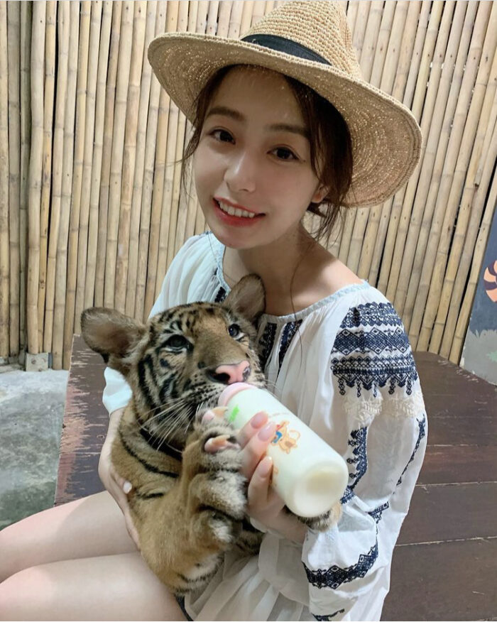 宇垣美里 水着
