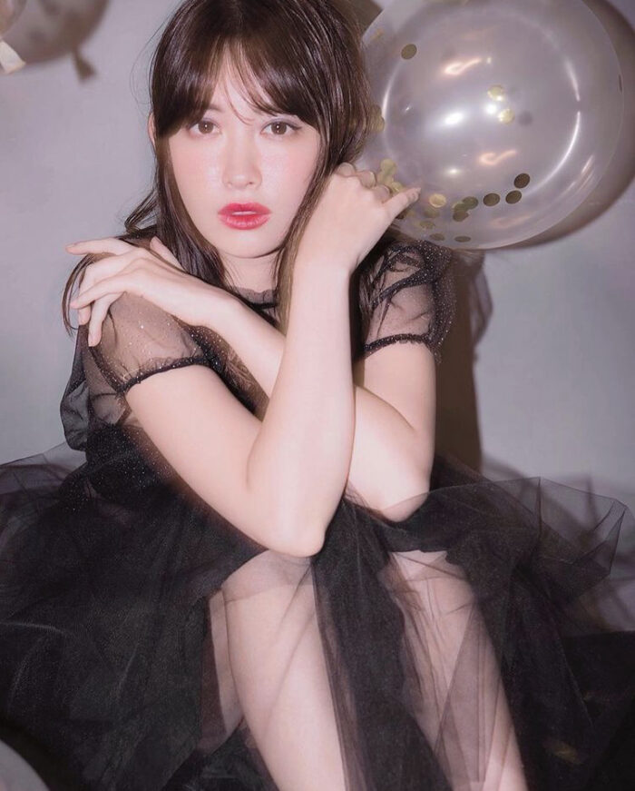 小嶋陽菜 水着