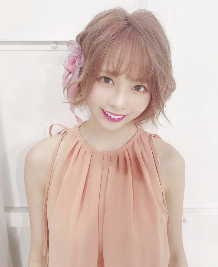 西村歩乃果 水着