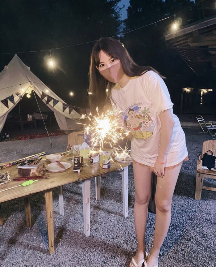 小嶋陽菜 水着