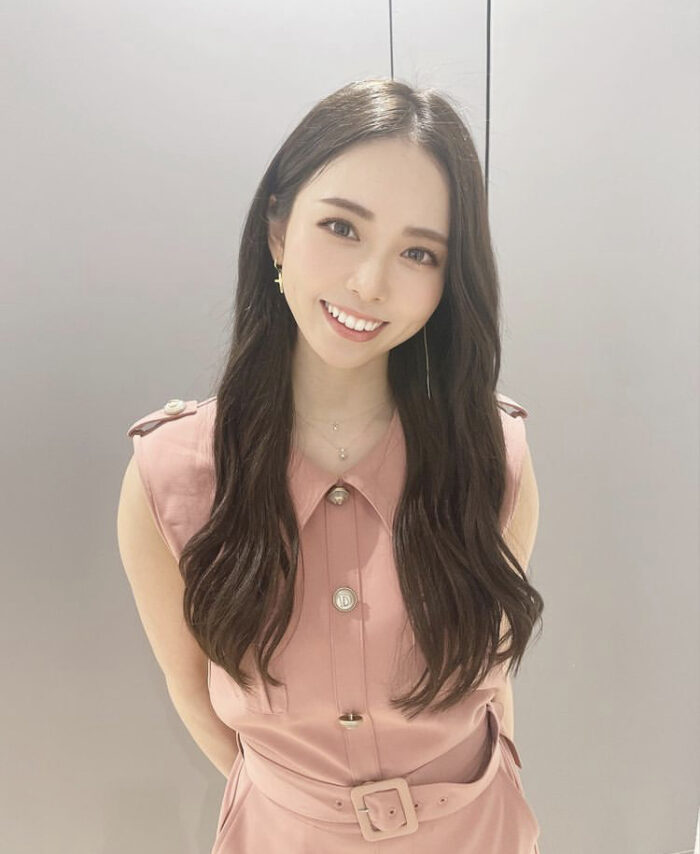 西村歩乃果 水着