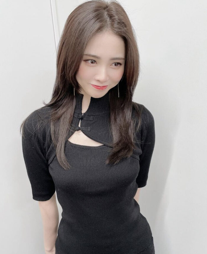 西村歩乃果 水着