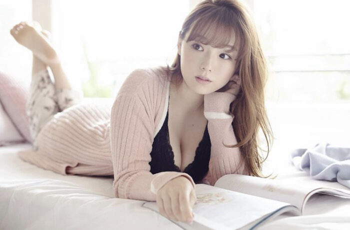 篠崎愛 水着