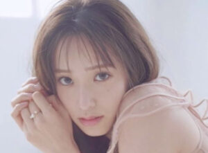 佐々木久美の水着画像83枚【ビキニ姿が可愛すぎてやばいです！】