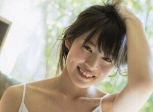 岡部麟の水着画像84枚【ビキニ姿が可愛すぎてやばいです！】