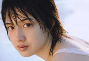 桜庭ななみの水着画像94枚【ビキニ姿が可愛すぎてやばいです！】