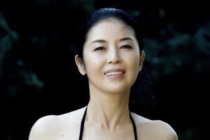 藤あや子の水着画像63枚【ビキニ姿が可愛すぎてやばいです！】