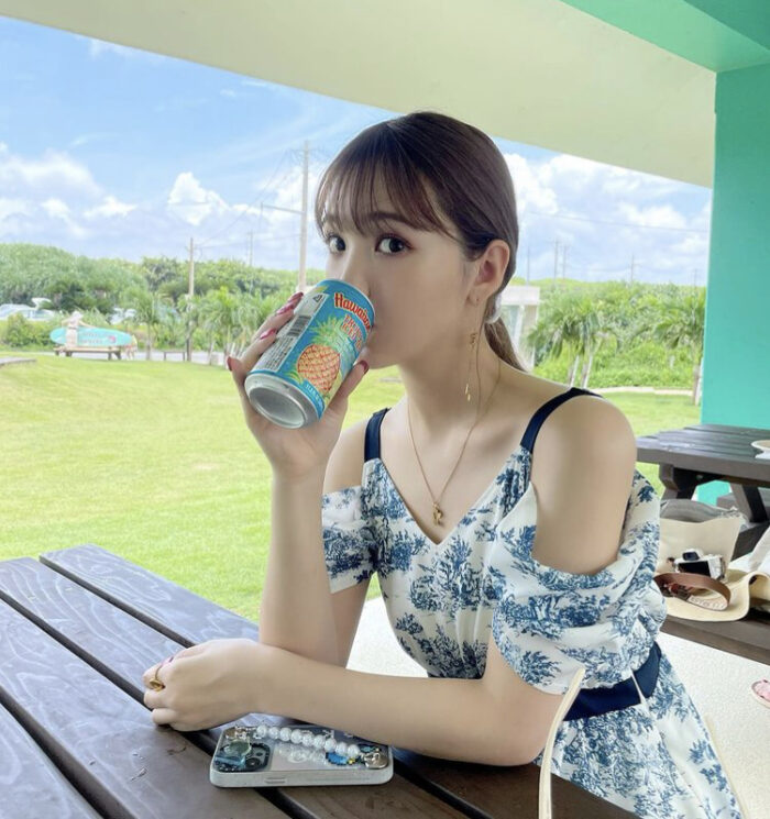 藤田ニコル 水着