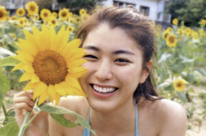 成海璃子の水着画像42枚【ビキニ姿が可愛すぎてやばいです！】