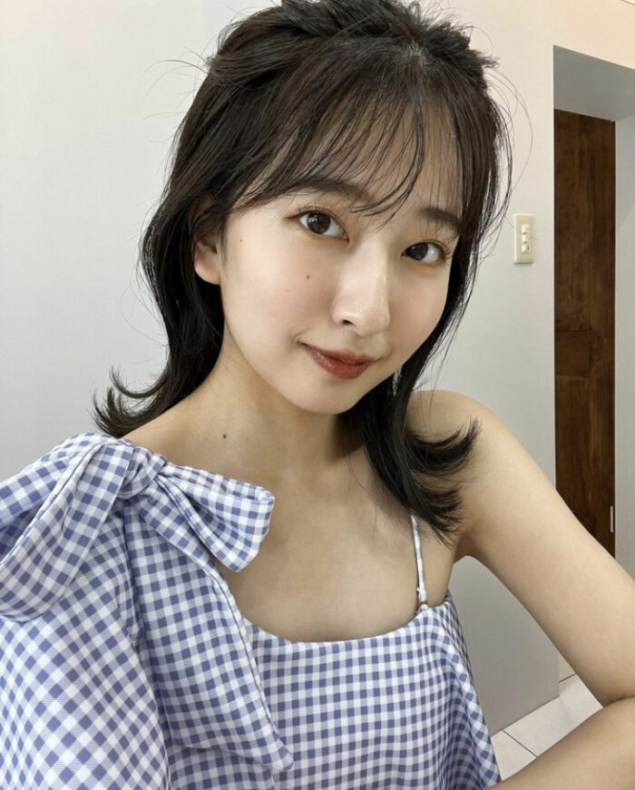 斉藤里奈 水着