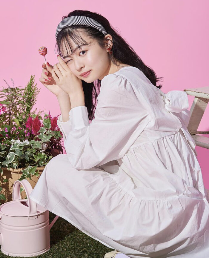 莉子 水着