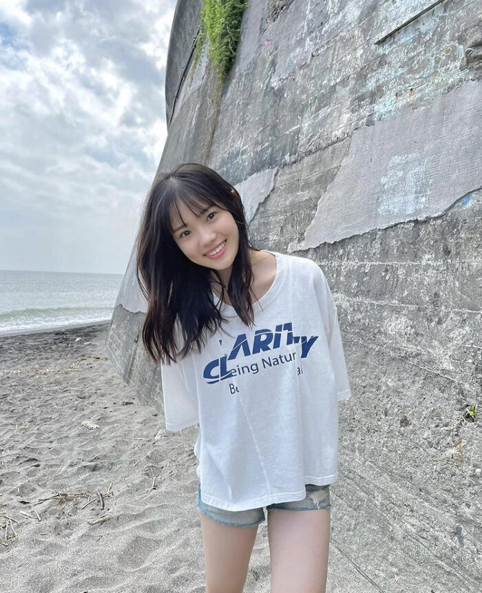 志田こはく 水着