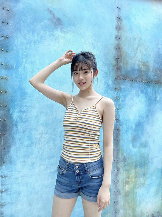 志田こはく 水着
