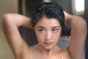 菊池桃子の水着画像54枚【ビキニ姿が可愛すぎてやばいです！】