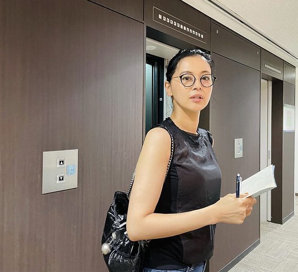 黒谷友香 水着