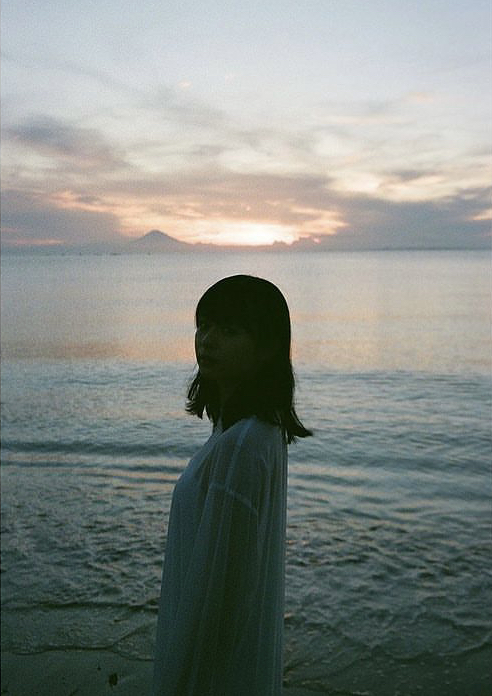 莉子 水着