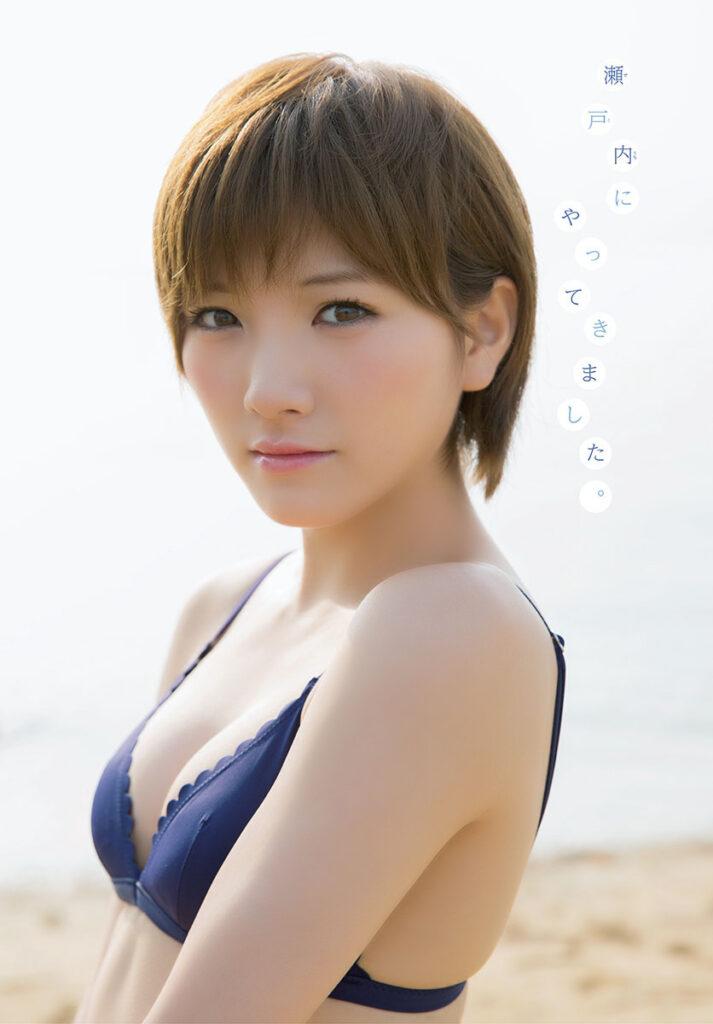 岡田奈々 水着