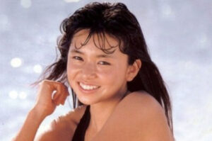 山口智子の水着画像31枚【ビキニ姿が可愛すぎてやばいです！】