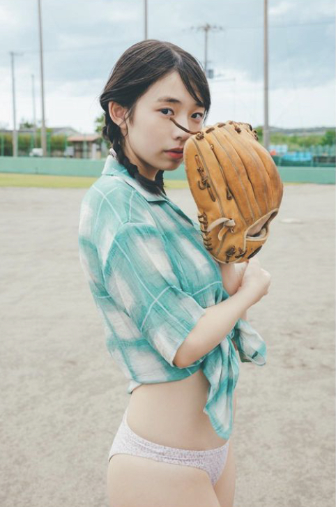 菊池姫奈 水着