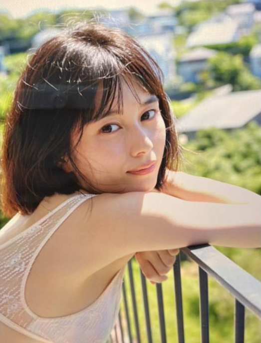 大久保桜子 水着