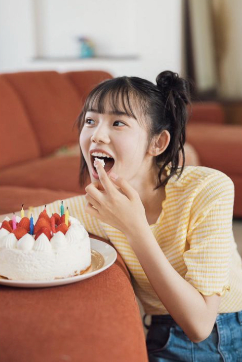 志田こはく グラビア