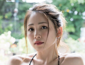 吉川友の水着画像148枚【ビキニ姿が可愛すぎてやばいです！】