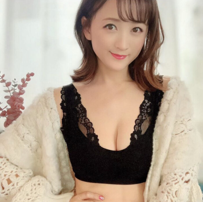 小松彩夏 水着